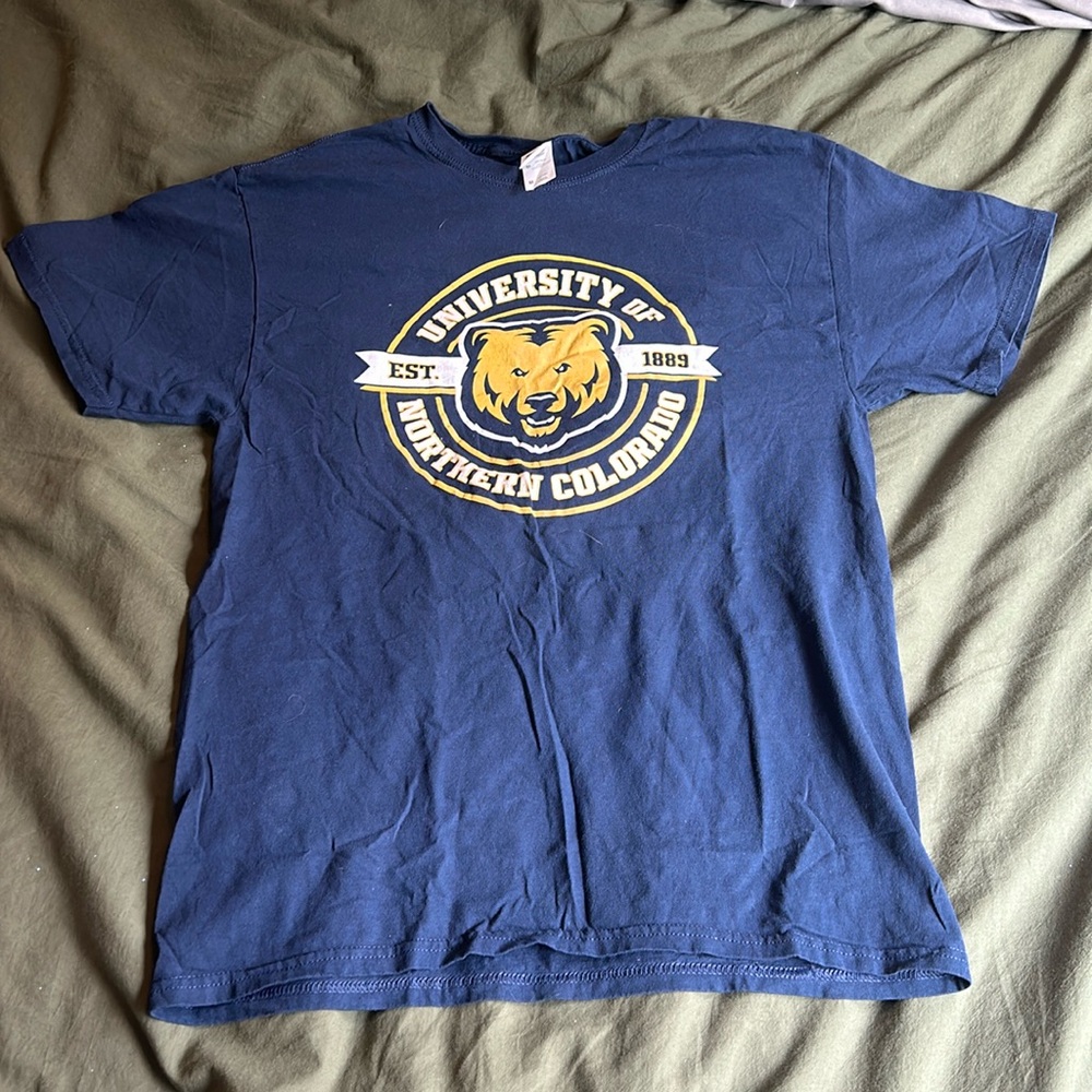 UNC graphic tee. Never worn and great condition